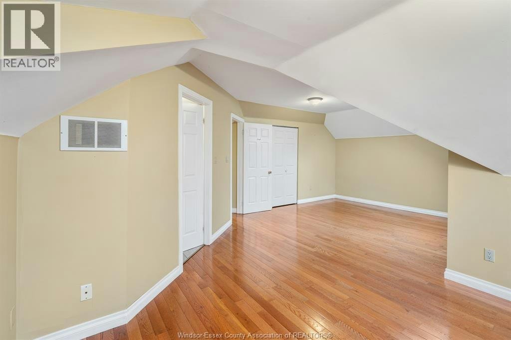 A-5530 St. Clair, Lakeshore, ON, N0R 1N0 - 18