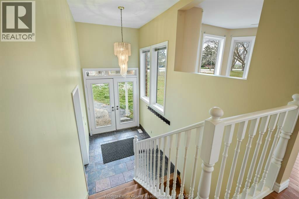 A-5530 St. Clair, Lakeshore, ON, N0R 1N0 - 5