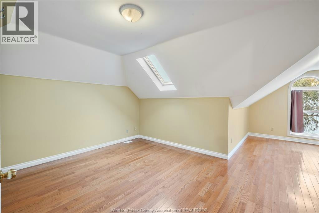 A-5530 St. Clair, Lakeshore, ON, N0R 1N0 - 16
