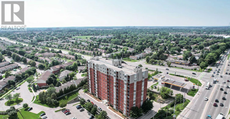 310-30 Chapman Court, London, ON, N6G 4Y4 - 2