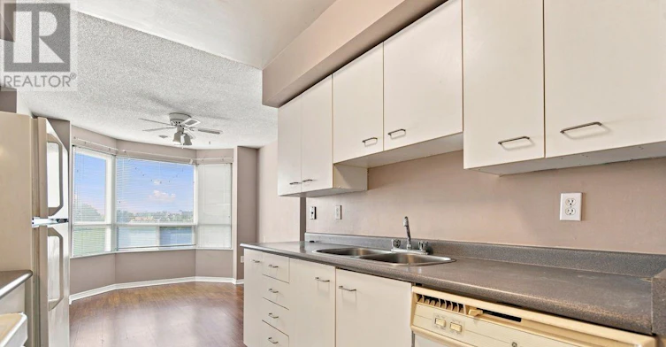 310-30 Chapman Court, London, ON, N6G 4Y4 - 12