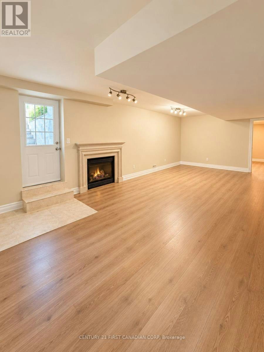 1025 Gleneagle Trail, London, ON, N6G 0K9 - 7