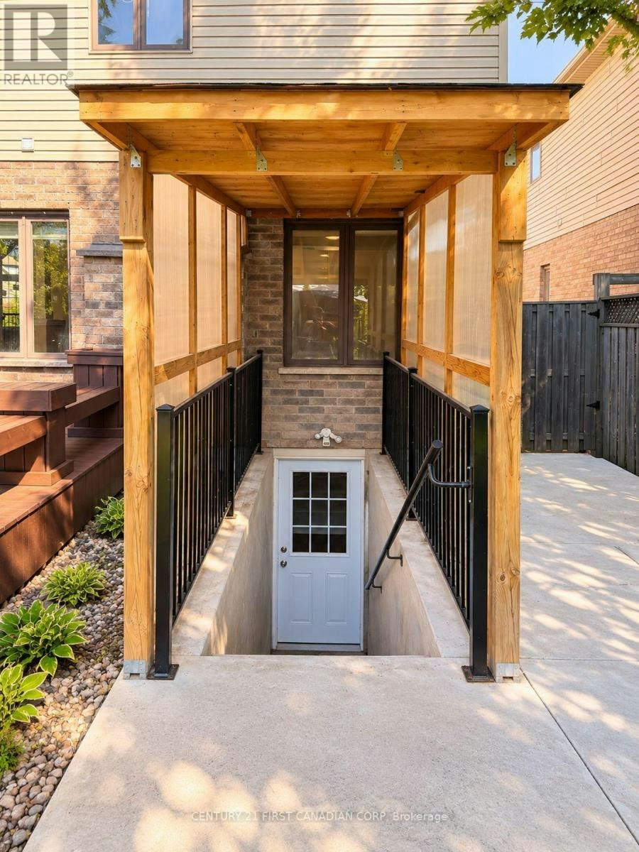1025 Gleneagle Trail, London, ON, N6G 0K9 - 16