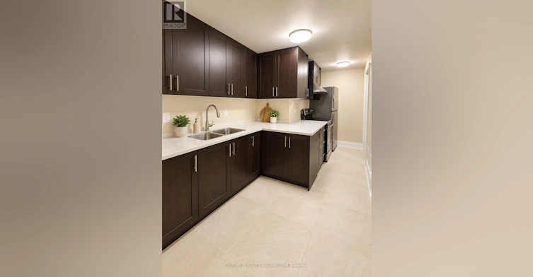 1025 Gleneagle Trail, London, ON, N6G 0K9 - 4