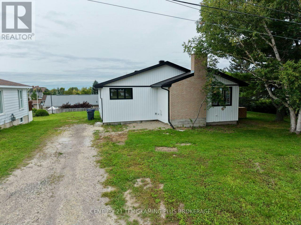 377 Joyal Drive, Temiskaming Shores, ON, P0J 1K0
