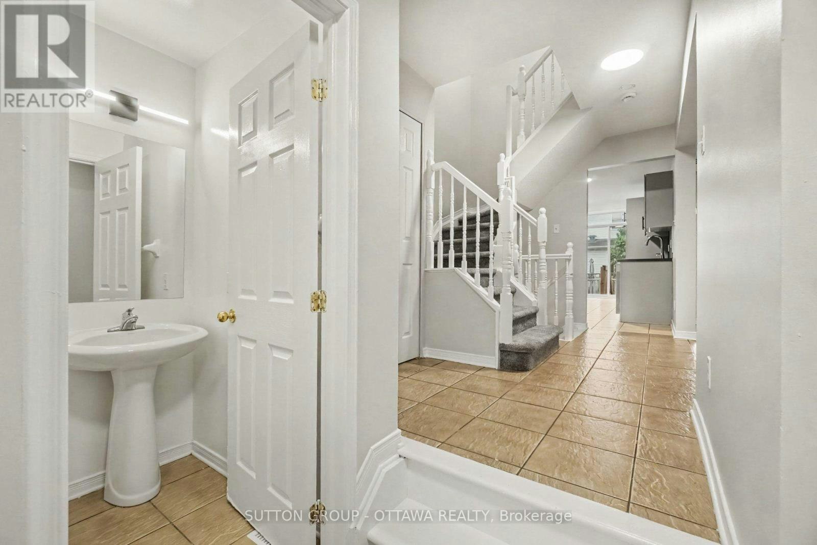 159 Colliston Crescent, Ottawa, ON, K1V 2J5 - 3