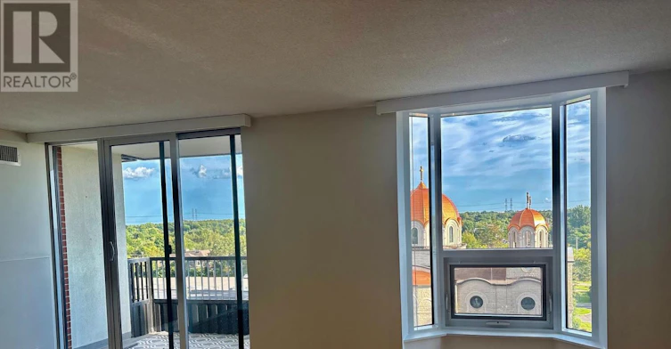 812-2951 Riverside Drive, Ottawa, ON, K1V 8W6 - 4