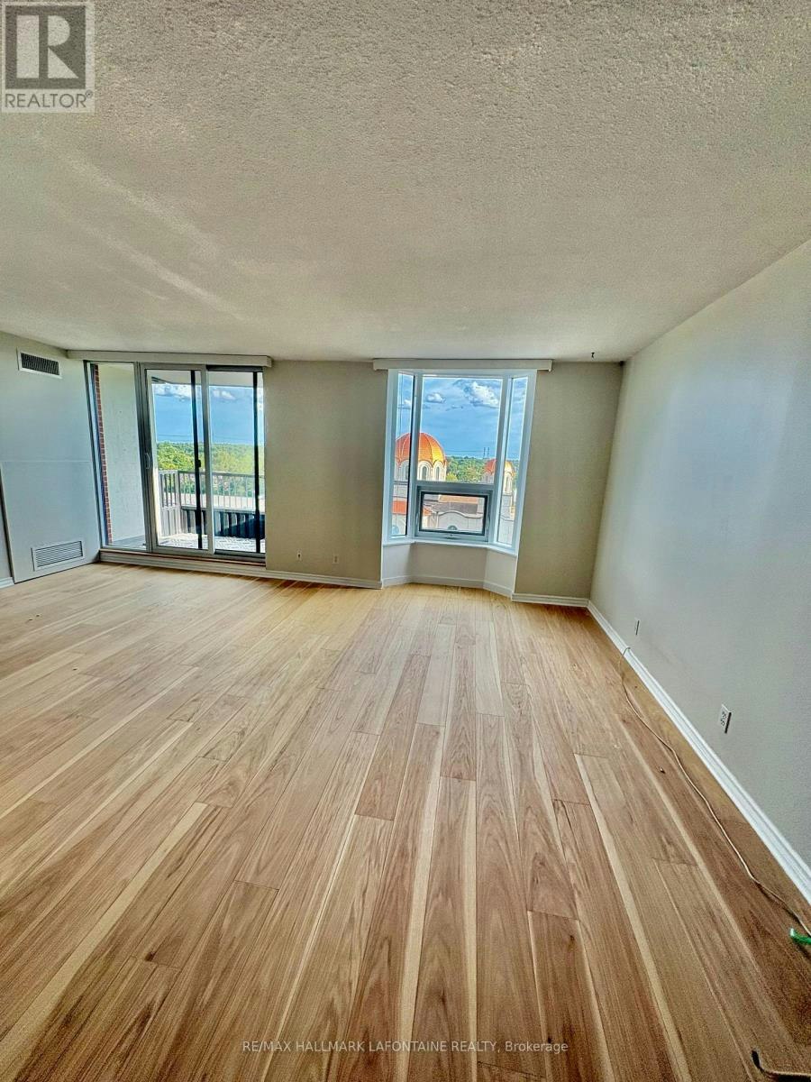 812-2951 Riverside Drive, Ottawa, ON, K1V 8W6 - 3