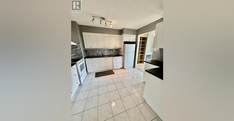 812-2951 Riverside Drive, Ottawa, ON, K1V 8W6 - 9