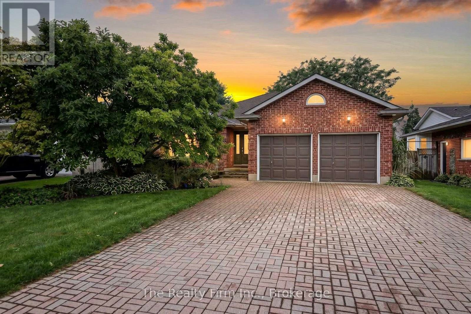 55 Mason Drive, Ingersoll, ON, N5C 4A4