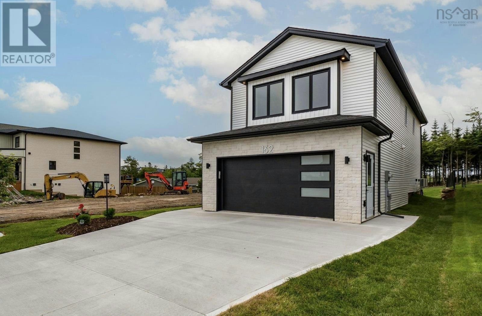 162 Brunello Boulevard, Timberlea, NS, B3T 0J4