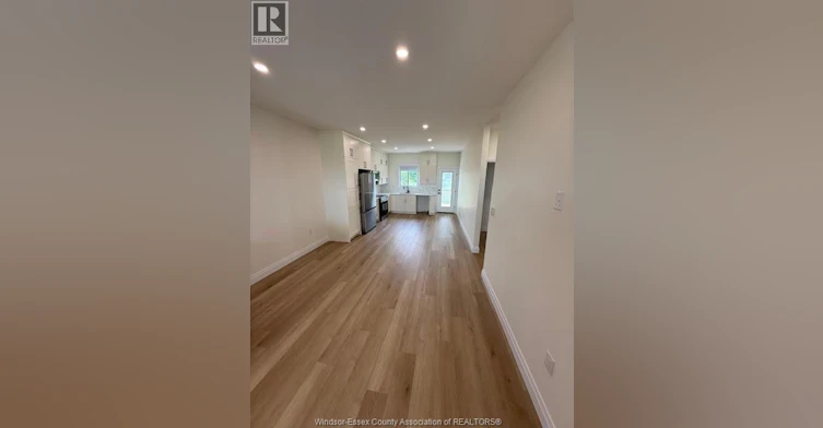 UPPER-69 Eagle Street, Leamington, ON, N8H 0G4 - 8