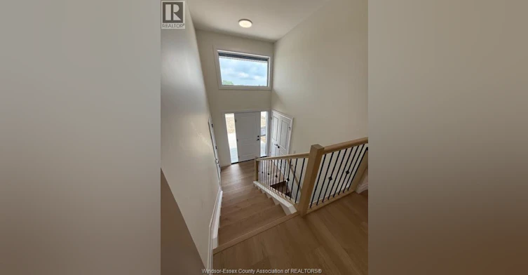 UPPER-69 Eagle Street, Leamington, ON, N8H 0G4 - 4