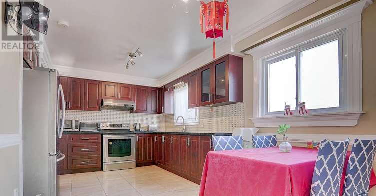 12 Glendinning Avenue, Toronto, ON, M1W 3G2 - 12