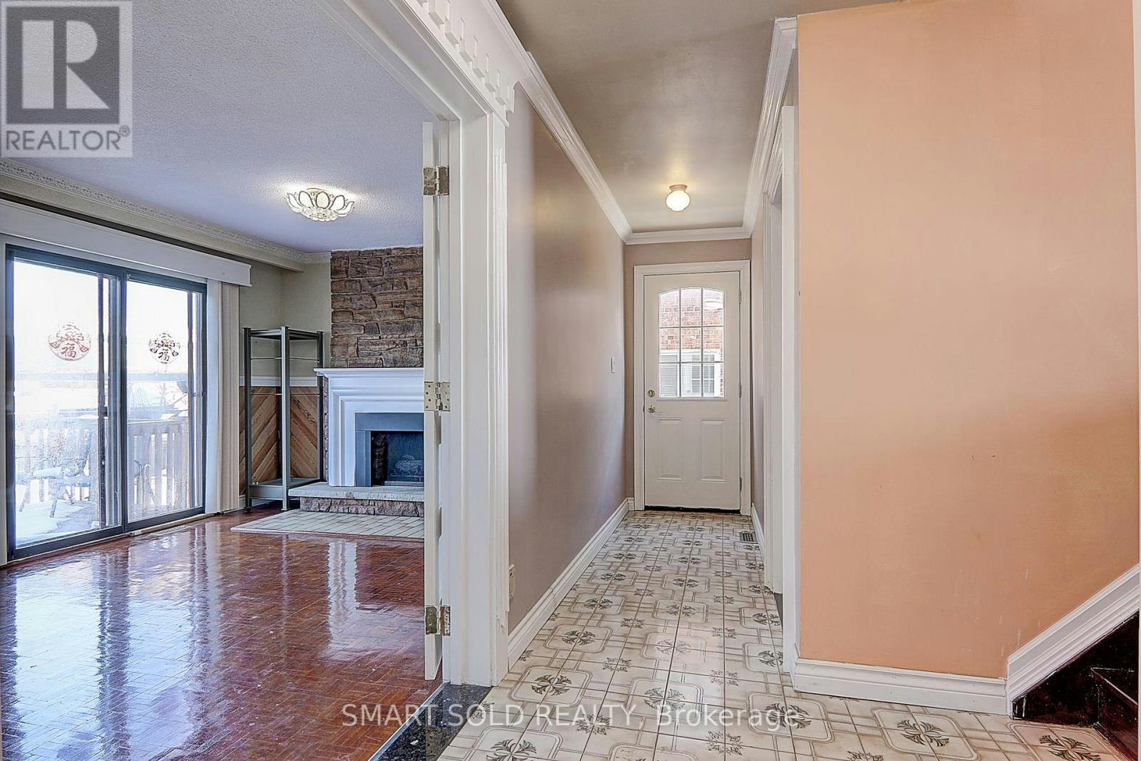 12 Glendinning Avenue, Toronto, ON, M1W 3G2 - 18