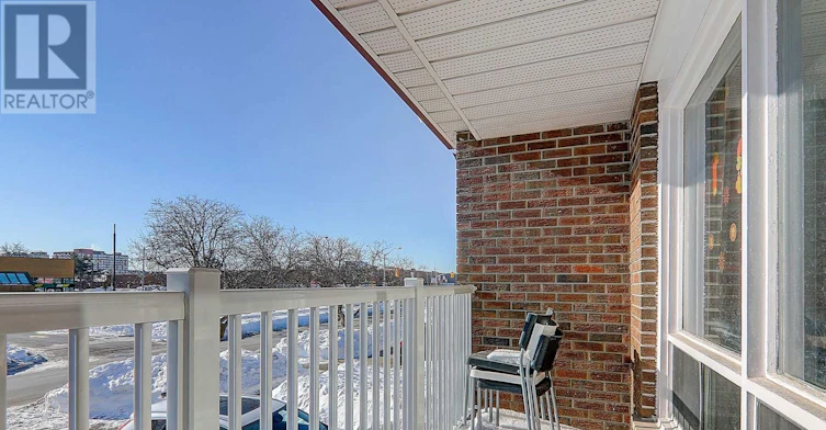 12 Glendinning Avenue, Toronto, ON, M1W 3G2 - 8