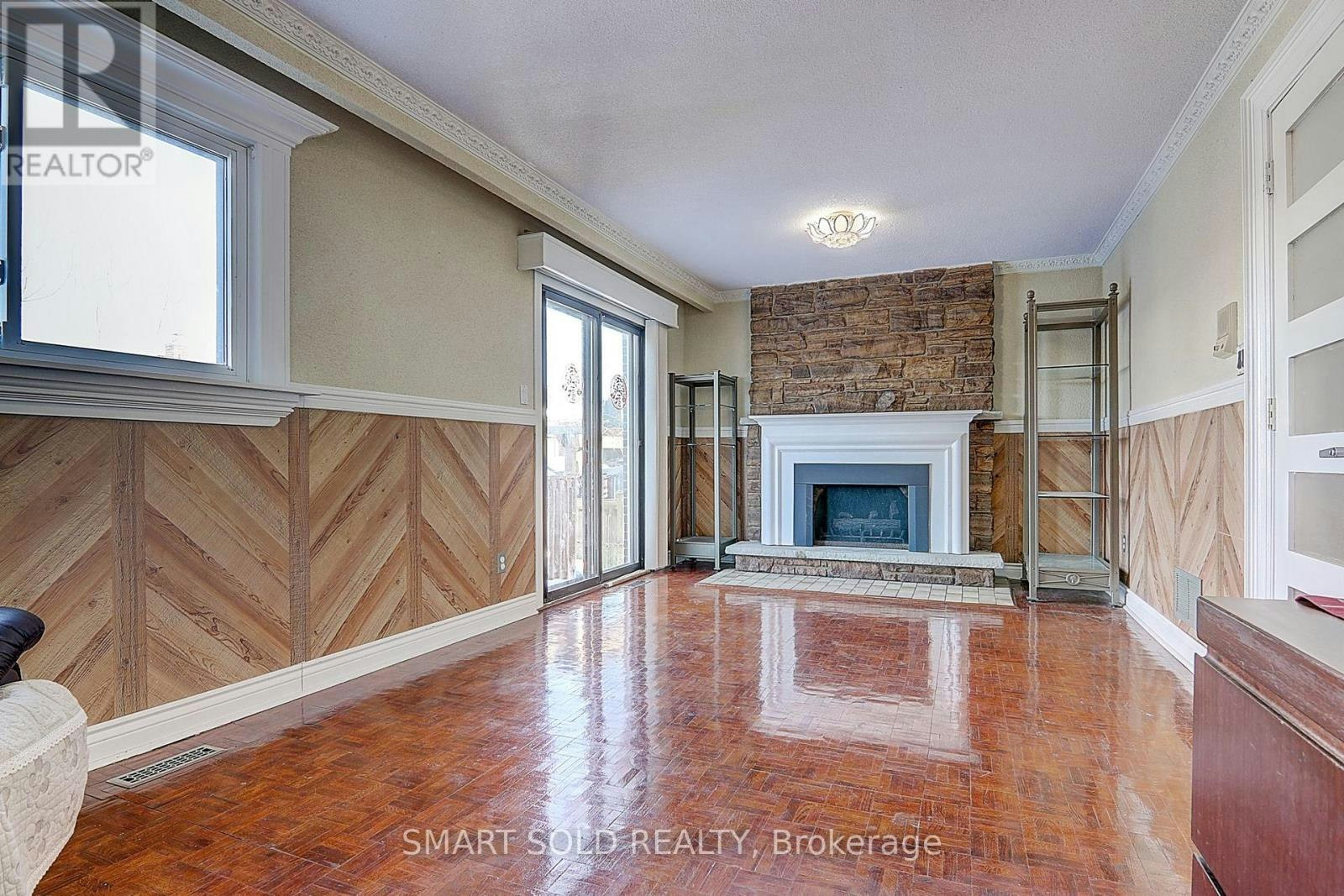 12 Glendinning Avenue, Toronto, ON, M1W 3G2 - 22