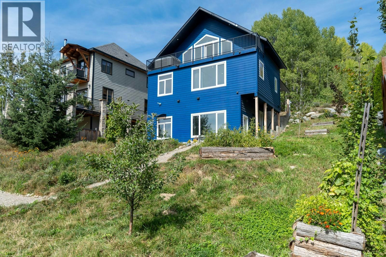 1007 Silvertip Road, Rossland, BC, V0G 1Y0