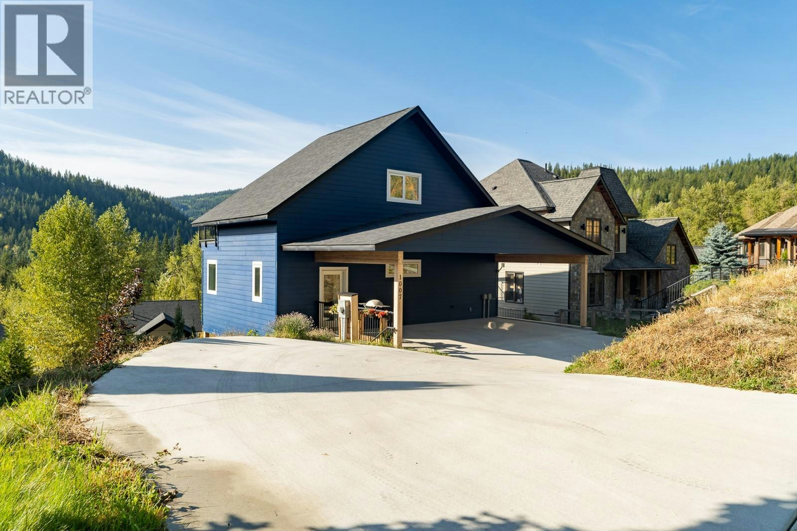 1007 Silvertip Road, Rossland, BC, V0G 1Y0