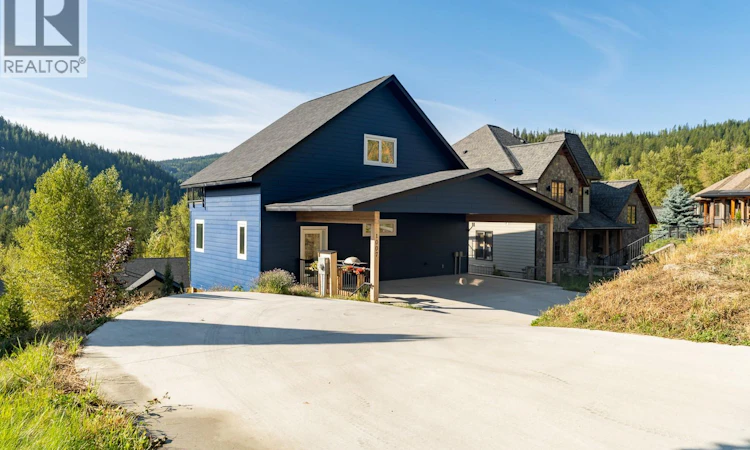 1007 Silvertip Road