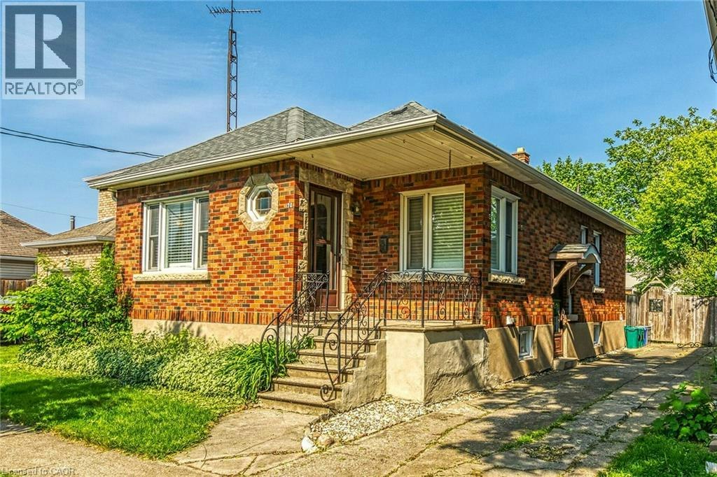 70 Concord Avenue, St. Catharines, ON, L2M 5N8