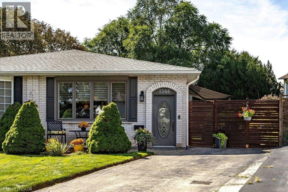 1346 Roylen Road, Oakville, ON, L6H 1V4