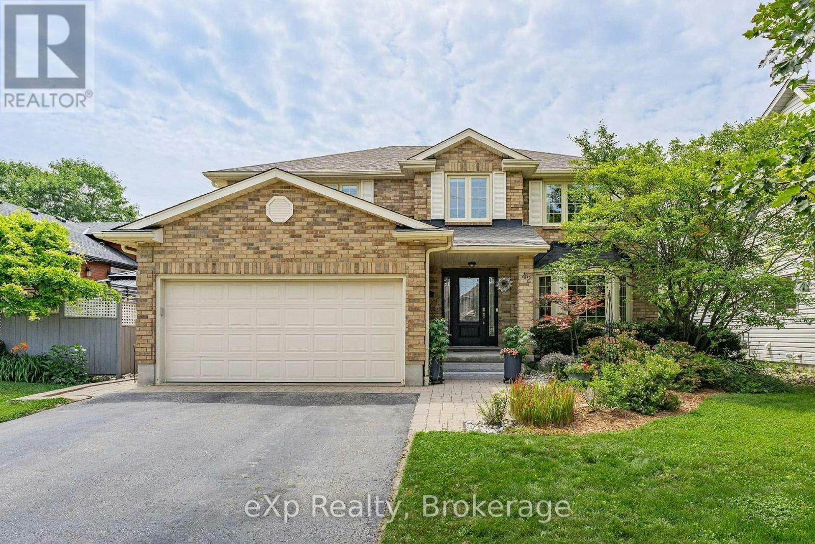 42 Pacific Place, Guelph, ON, N1G 4R5