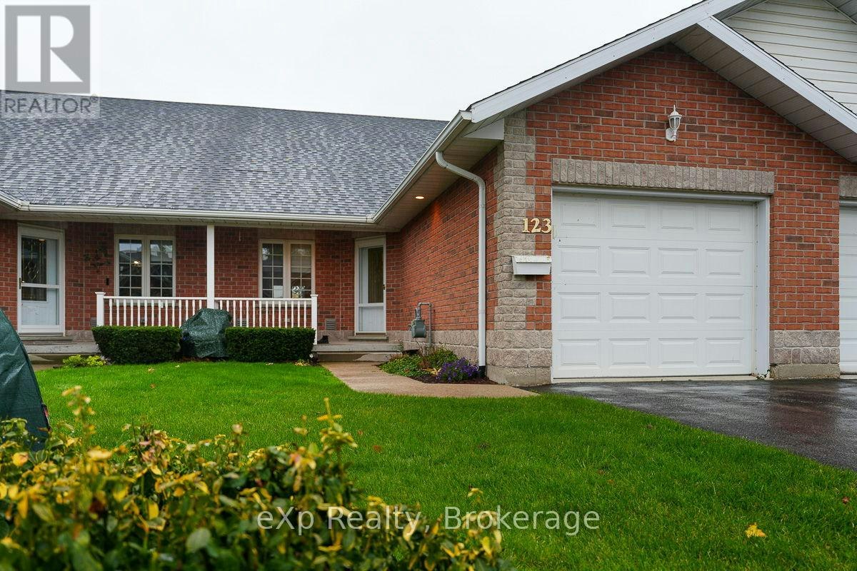 3-123 Church Street N, Wellington North, ON, N0G 2L2