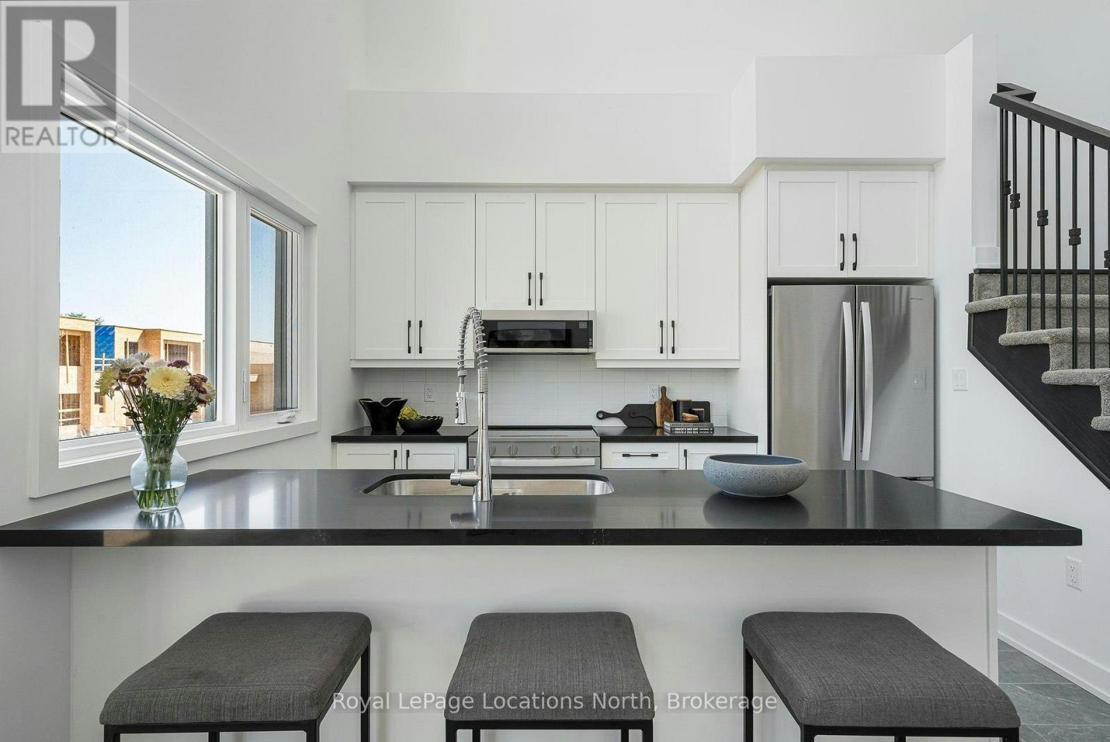 214 Stoneleigh Drive, Blue Mountains, ON, L9Y 5T9 - 11