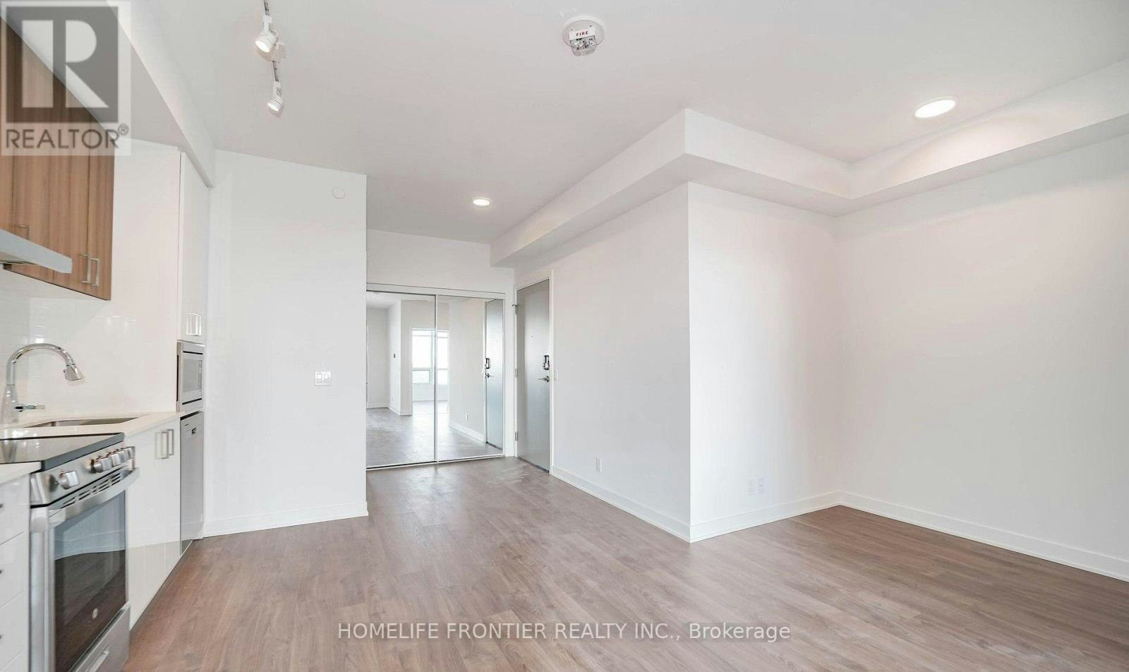 2812-50 Upper Mall Way, Vaughan, ON, L4J 0L8 - 3