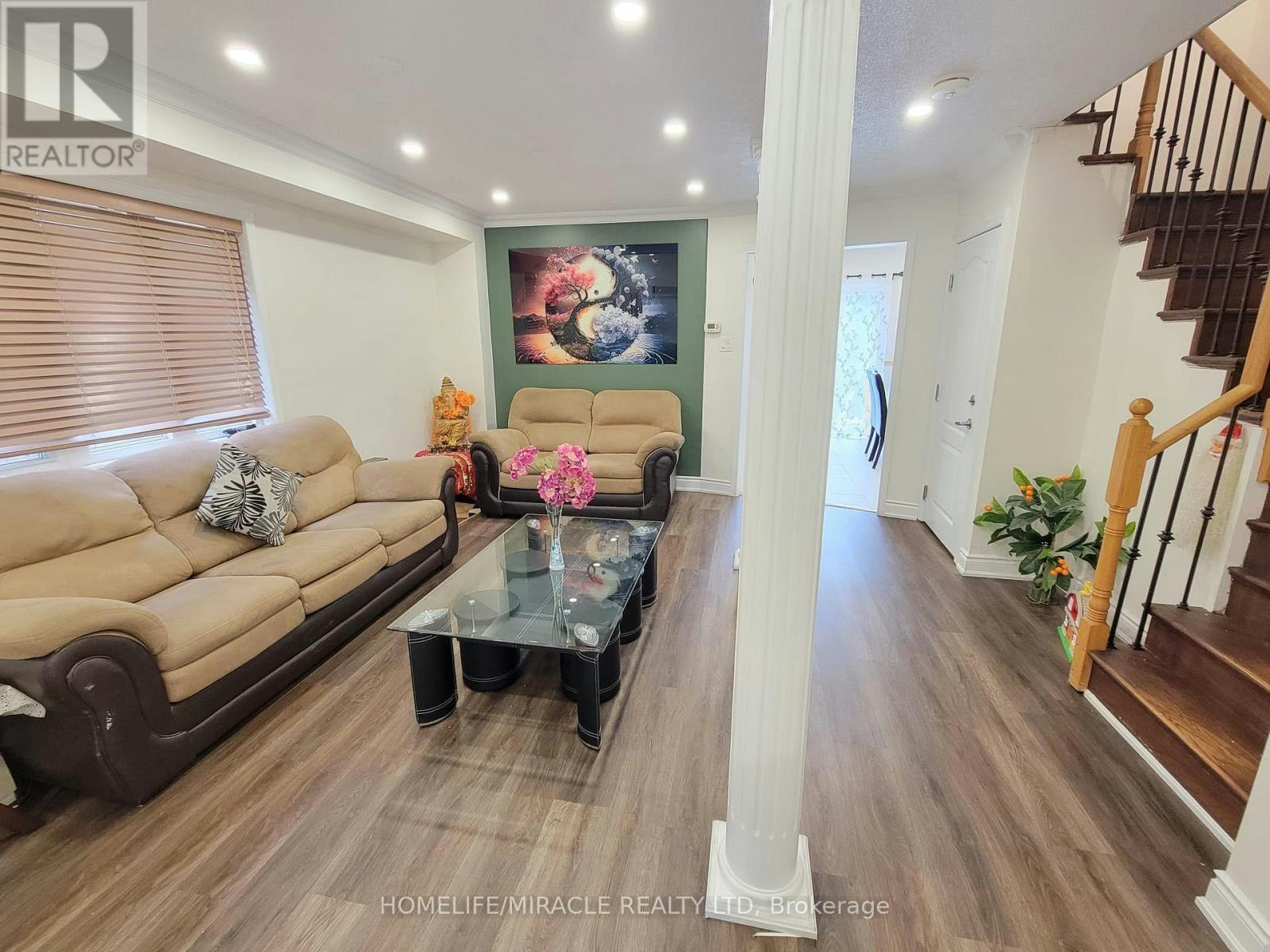 UPPER-6959 Tassel Crescent, Mississauga, ON, L5W 1G9 - 4