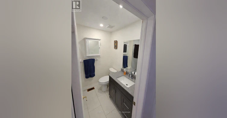 UPPER-6959 Tassel Crescent, Mississauga, ON, L5W 1G9 - 17
