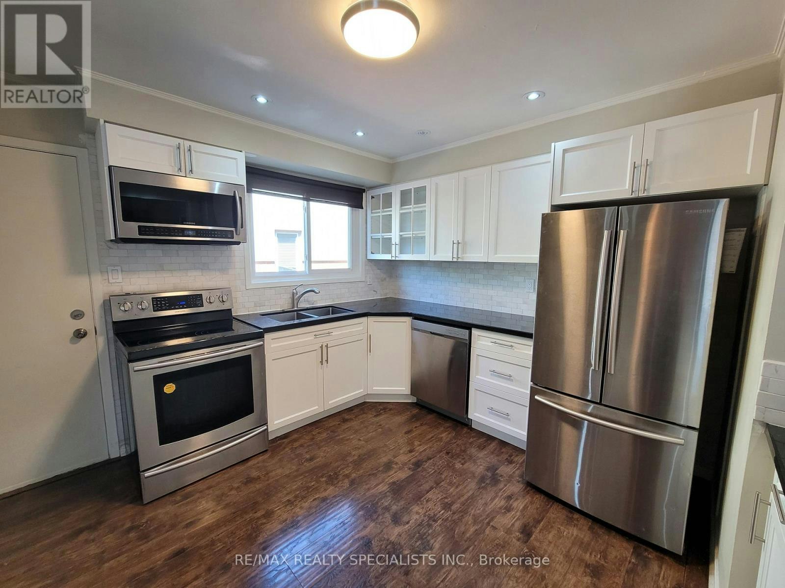 6795 Shelter Bay Road, Mississauga, ON, L5N 1T7 - 10