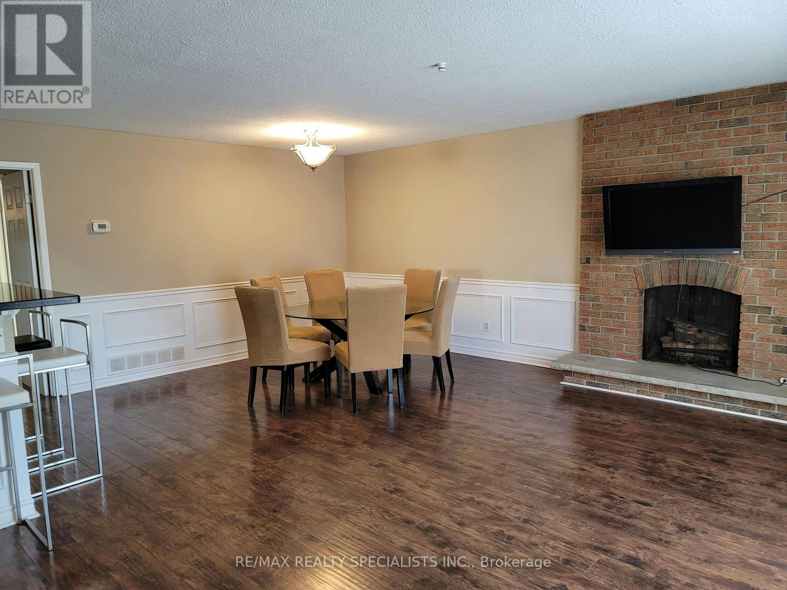 6795 Shelter Bay Road, Mississauga, ON, L5N 1T7 - 6