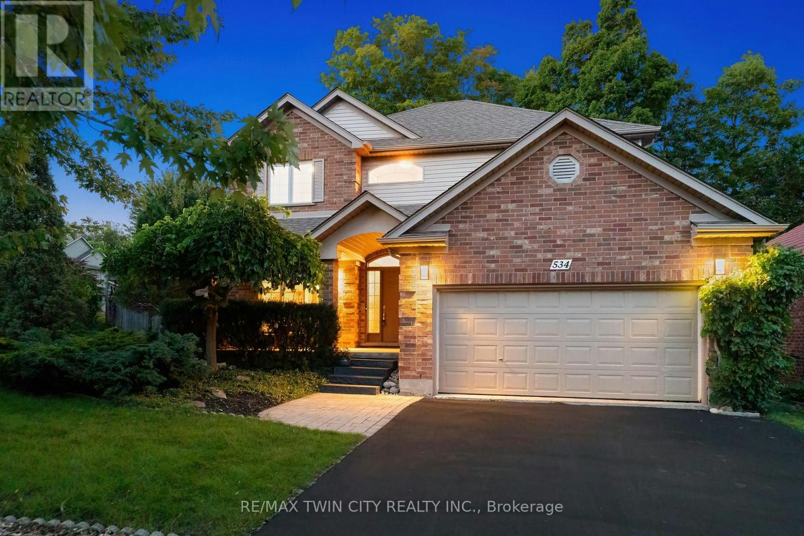 534 Birchleaf Walk, Waterloo, ON, N2T 2W5