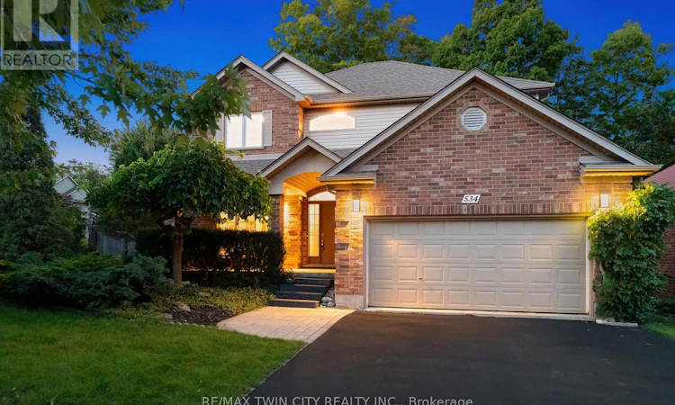 534 Birchleaf Walk