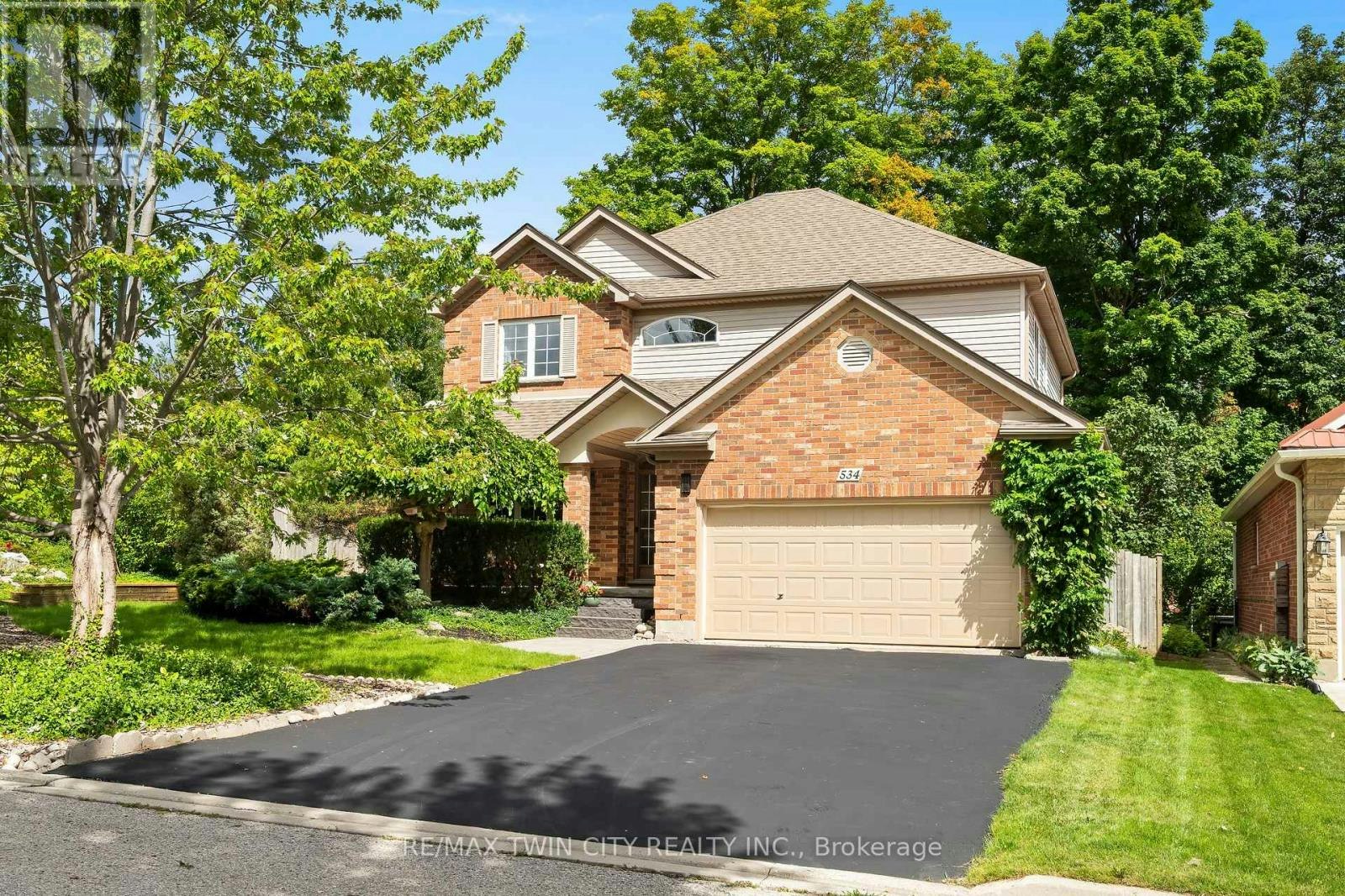 534 Birchleaf Walk, Waterloo, ON, N2T 2W5