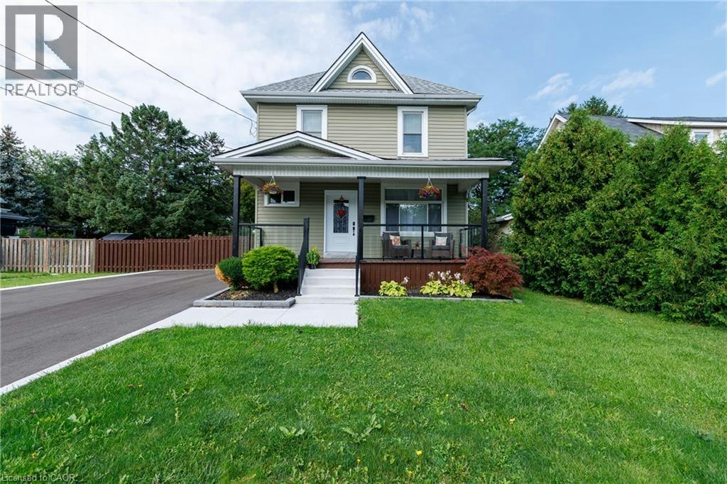 11 Fairview Road, Grimsby, ON, L3M 3L1