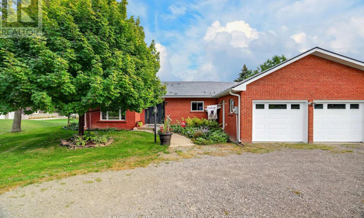 89 Smith's Bay Avenue