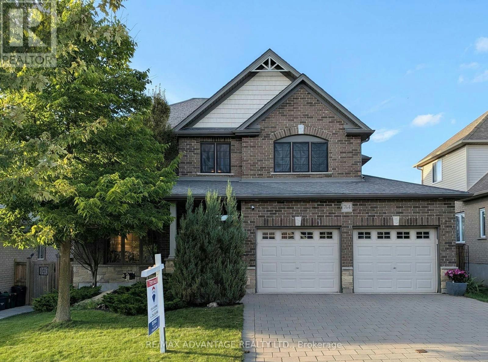 764 Eclipse Walk, London, ON, N5X 0K1
