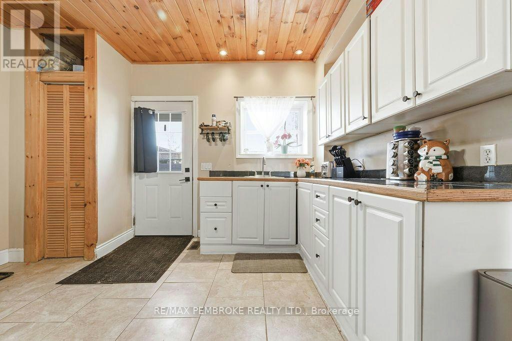 503 Miller Street, Pembroke, ON, K8A 5Z7 - 12