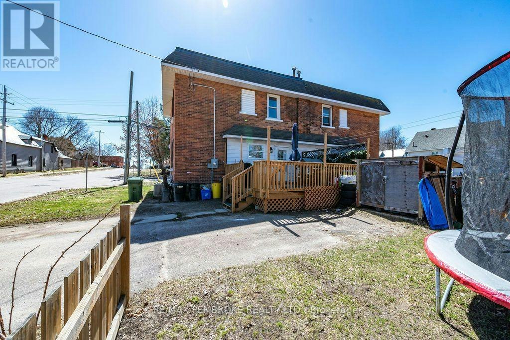 503 Miller Street, Pembroke, ON, K8A 5Z7 - 3