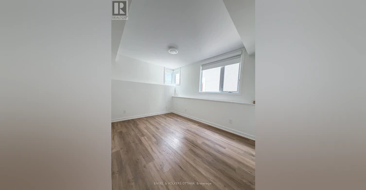 123 Marlborough Avenue, Ottawa, ON, K1N 8G1 - 11