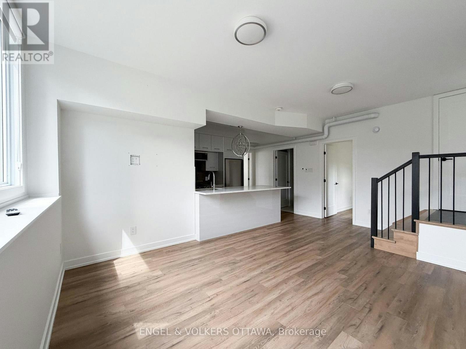 123 Marlborough Avenue, Ottawa, ON, K1N 8G1 - 10