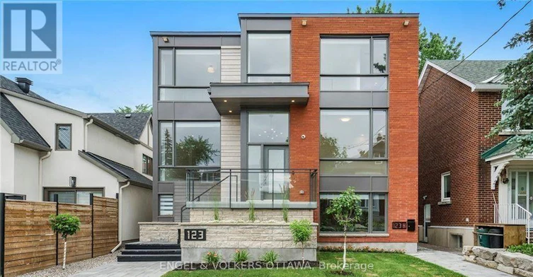 123 Marlborough Avenue, Ottawa, ON, K1N 8G1