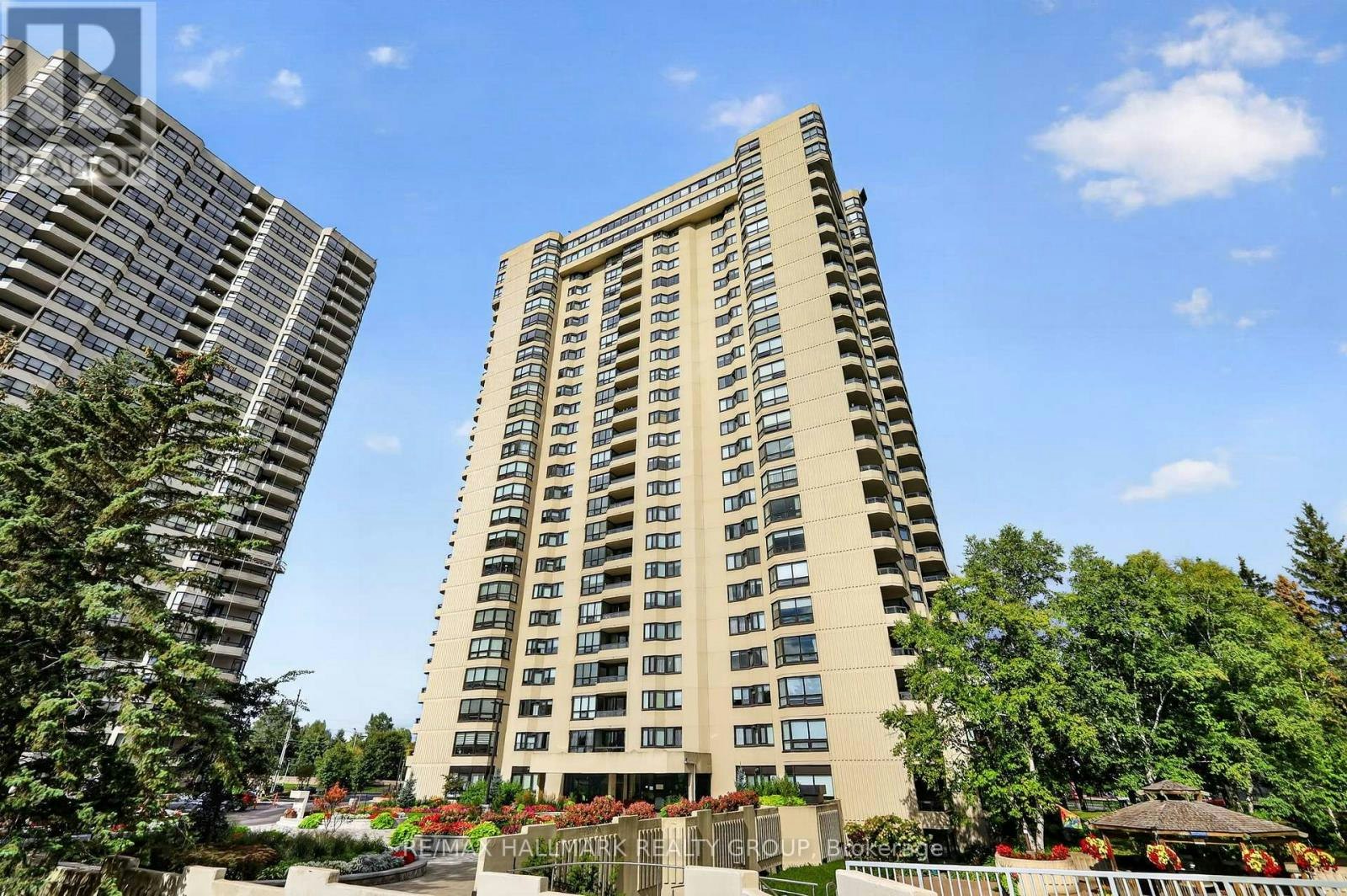 2402-1500 Riverside Drive, Ottawa, ON, K1G 4J4