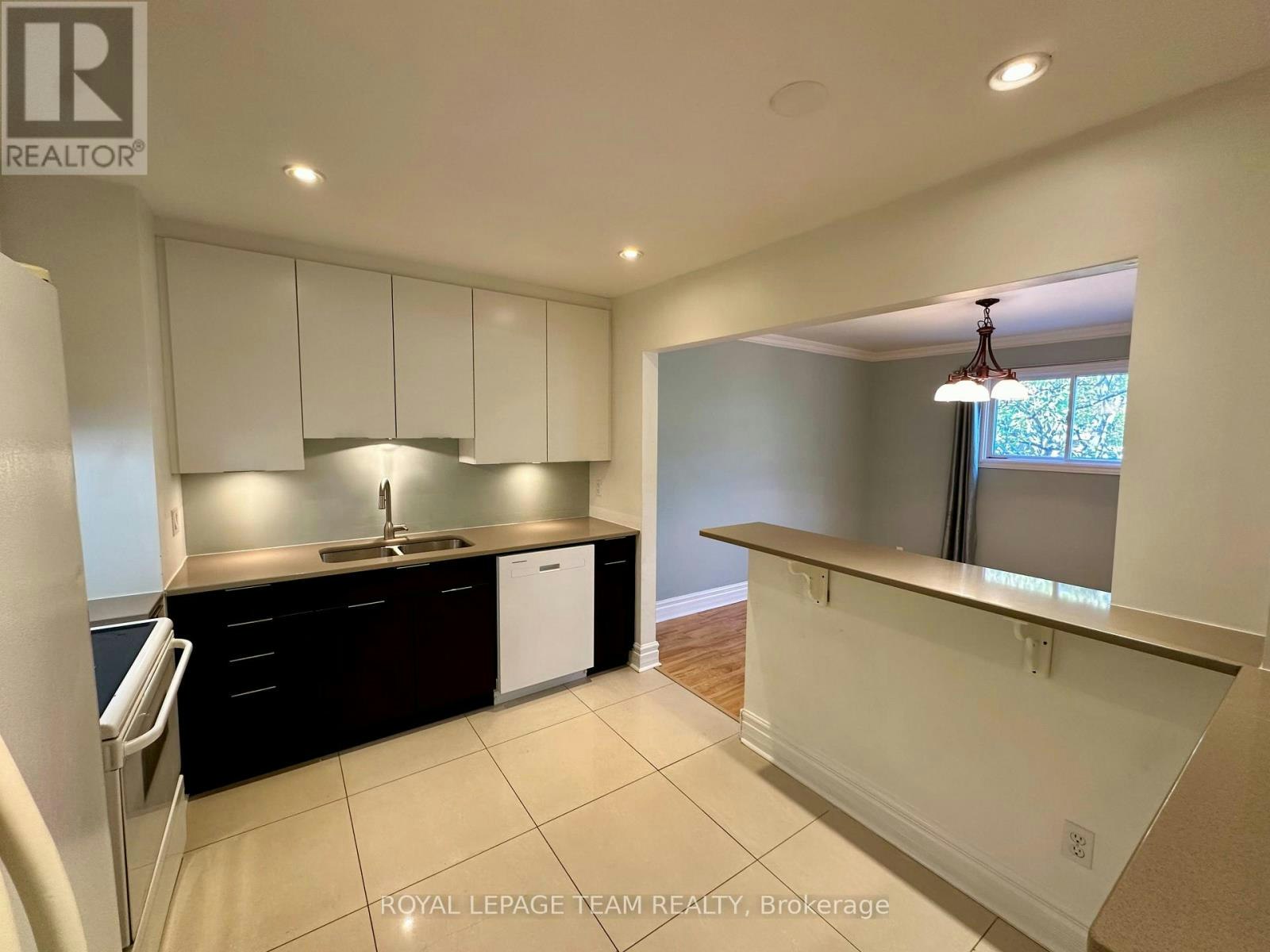 87 Glen Park Drive, Ottawa, ON, K1B 3Z1 - 10
