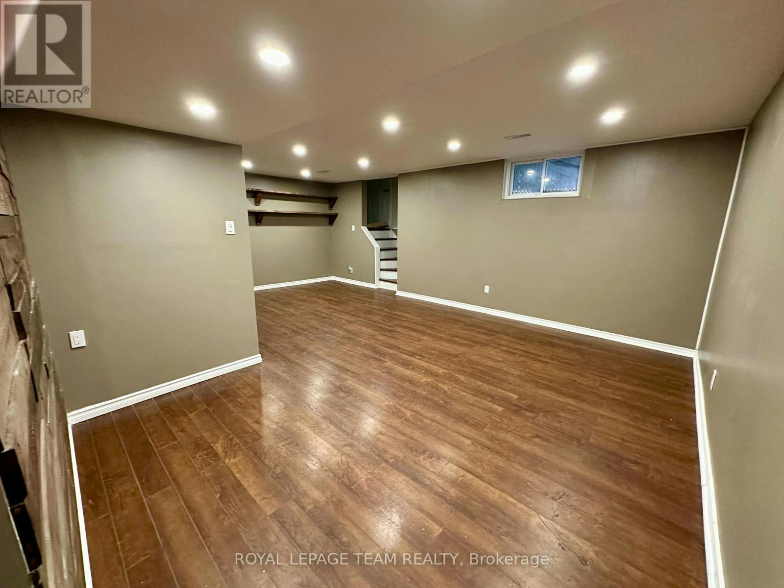 87 Glen Park Drive, Ottawa, ON, K1B 3Z1 - 24