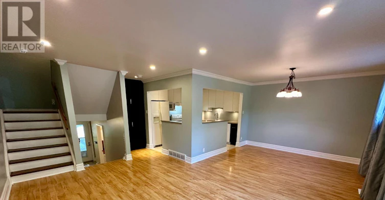 87 Glen Park Drive, Ottawa, ON, K1B 3Z1 - 6