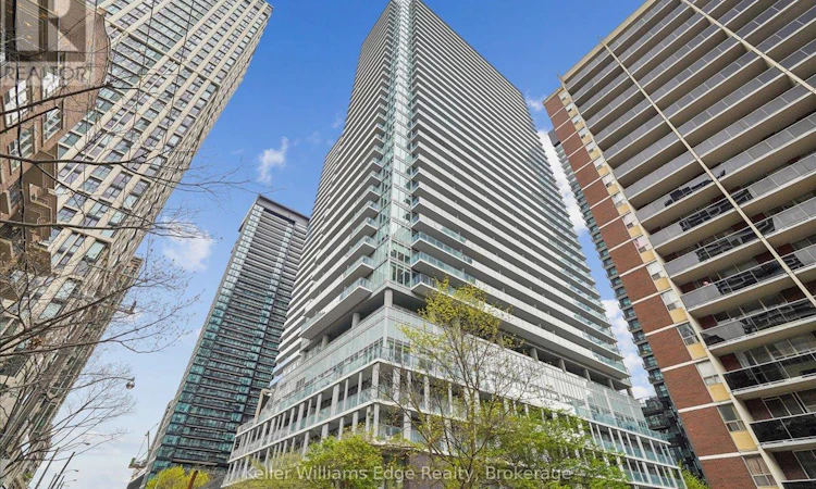 208 NT-99 Broadway Avenue